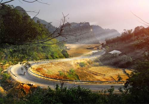 Apromaco – Vượt lên khó khăn , Vững vàng phát triển (TOP 50 VNR500 - 2012)